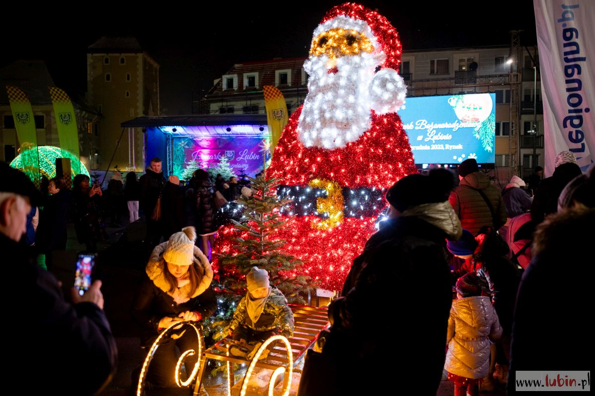 Rynek rozświetlony, Jarmark rozpoczęty!