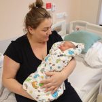 Bartuś, pierwsze urodzone dziecko w 2024 r (1)