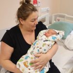 Bartuś, pierwsze urodzone dziecko w 2024 r (49)