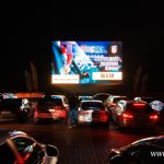 Kino samochodowe z klaunem (17)