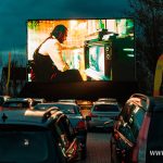 Kino samochodowe z klaunem (3)