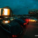 Kino samochodowe z klaunem (37)