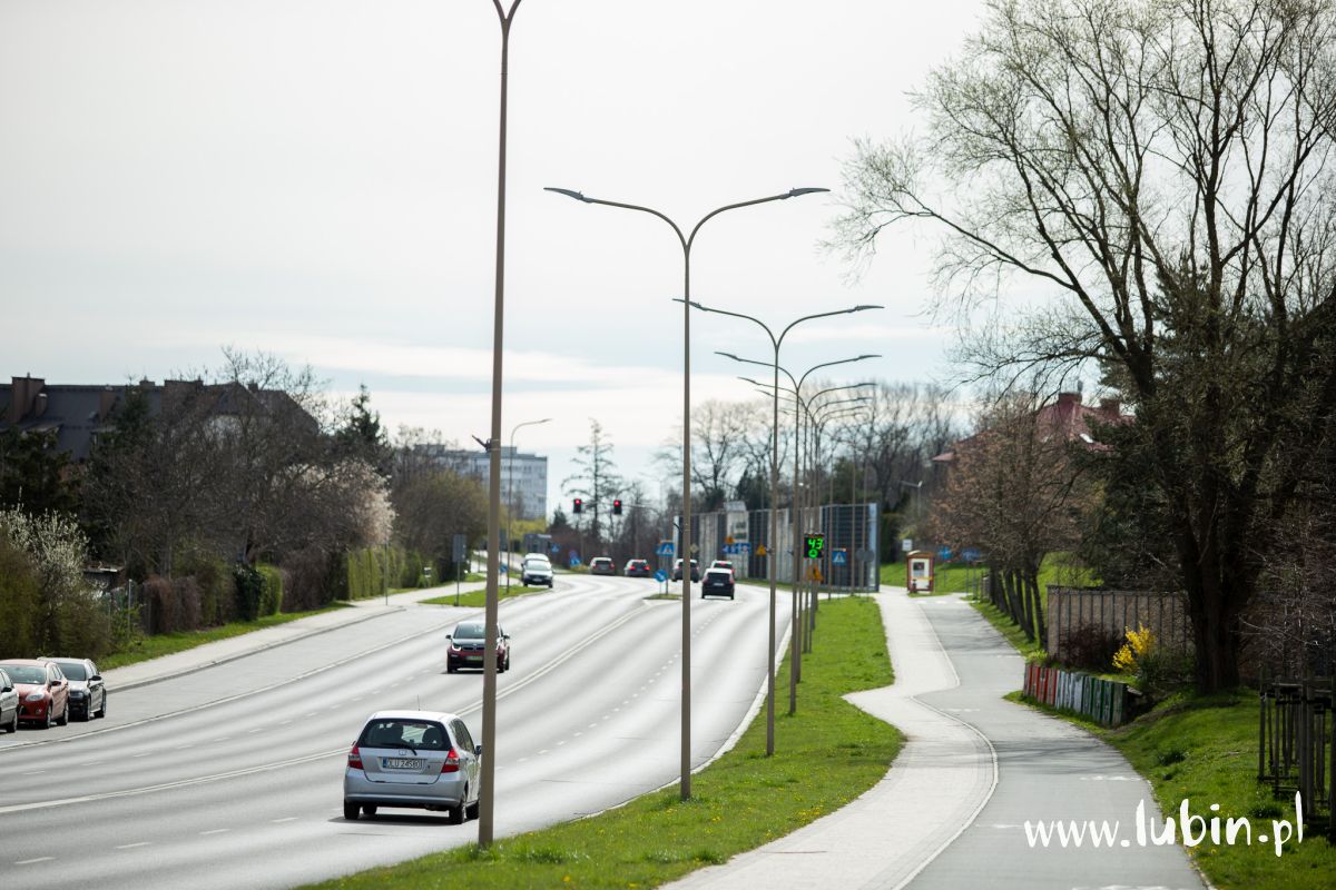 Kanapki nie będą wisieć na latarniach