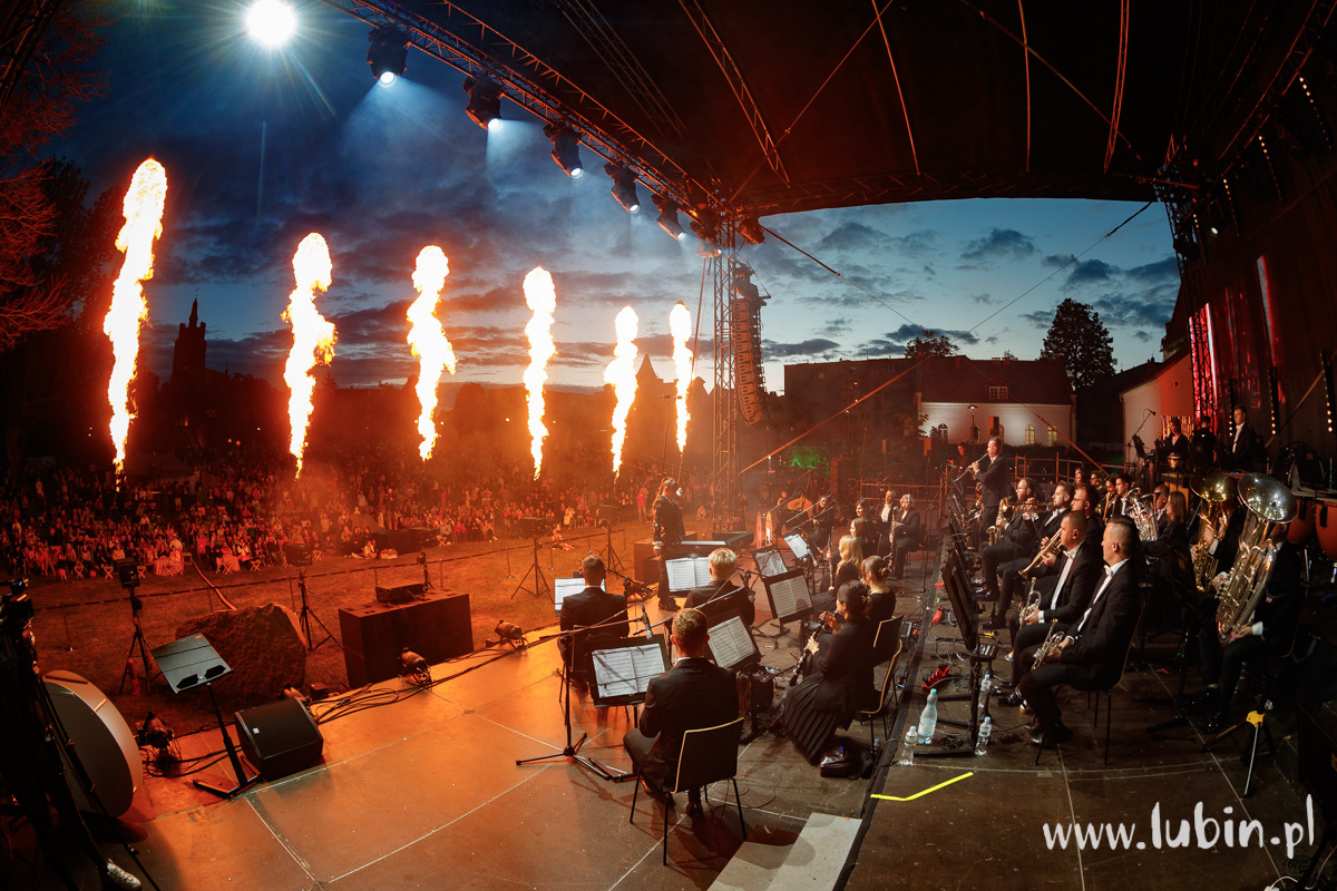 Ognisty koncert na piąte urodziny NOD