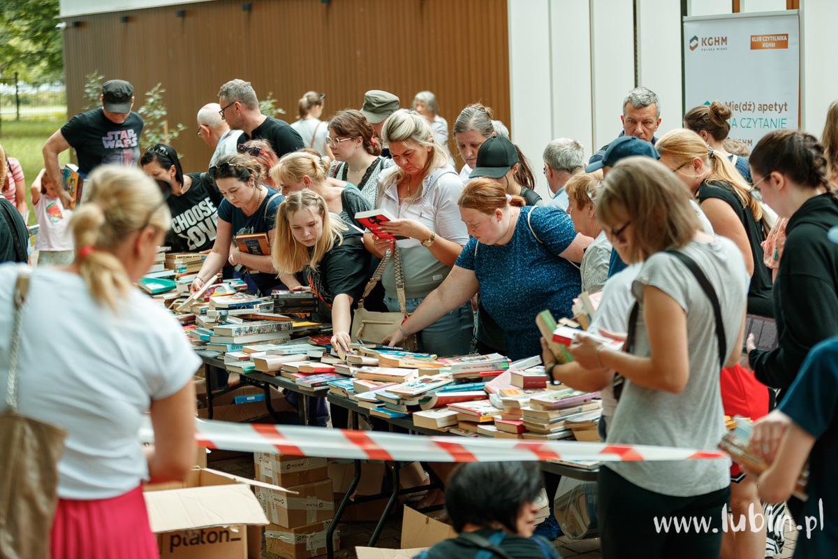 Biblioteka pod chmurką znów przyciągnęła tłumy