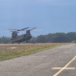 2024-08-25 Chinook na lotnisku Aeroklub Zagłębia Miedziowego – fot AZM (5)