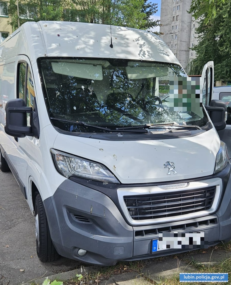 Skradzione auto znalezione w Lubinie
