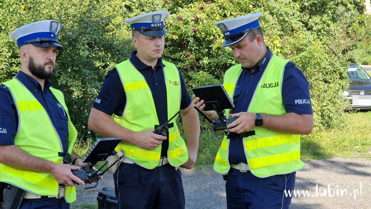 Policyjny dron w akcji, sypią się mandaty
