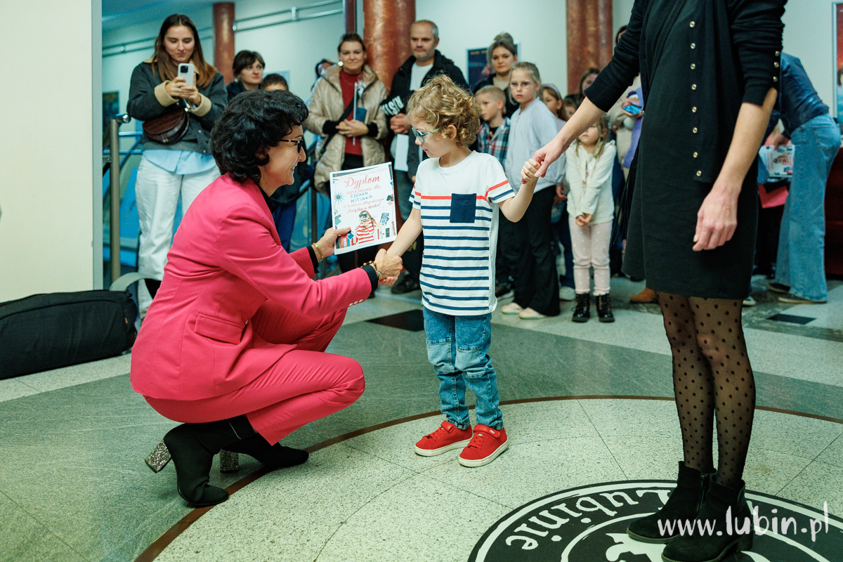 „Książka w drodze” – rozstrzygnięcie konkursu fotograficznego