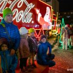 Jarmark Bożonarodzeniowy 2024 Świąteczna ciężarówka Coca-Coli (30)