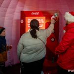 Jarmark Bożonarodzeniowy 2024 Świąteczna ciężarówka Coca-Coli (76)