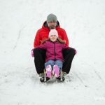 zabawy na śniegu, śnieg, zima, zjeżdżać, górka, wieloryb, lubin, 2025 (11)