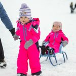 zabawy na śniegu, śnieg, zima, zjeżdżać, górka, wieloryb, lubin, 2025 (16)