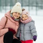 zabawy na śniegu, śnieg, zima, zjeżdżać, górka, wieloryb, lubin, 2025 (17)