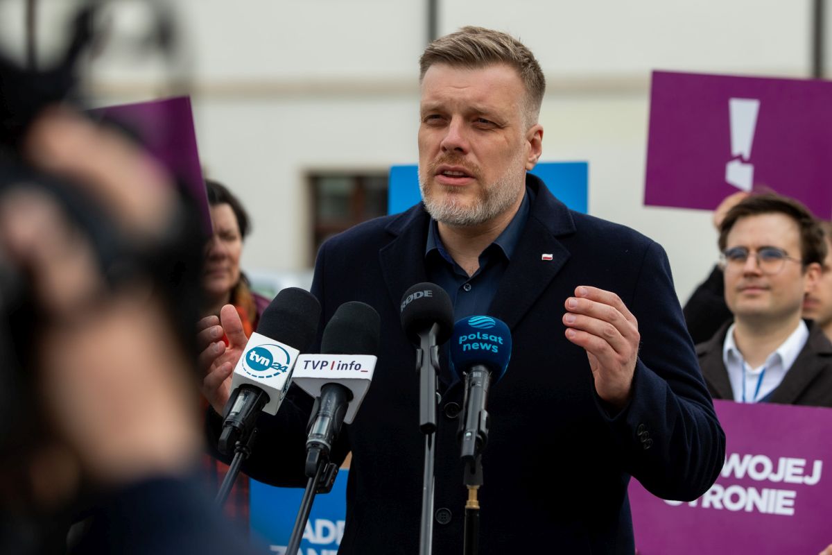 Adrian Zandberg w Lubinie: Nie dla płatnych studiów!