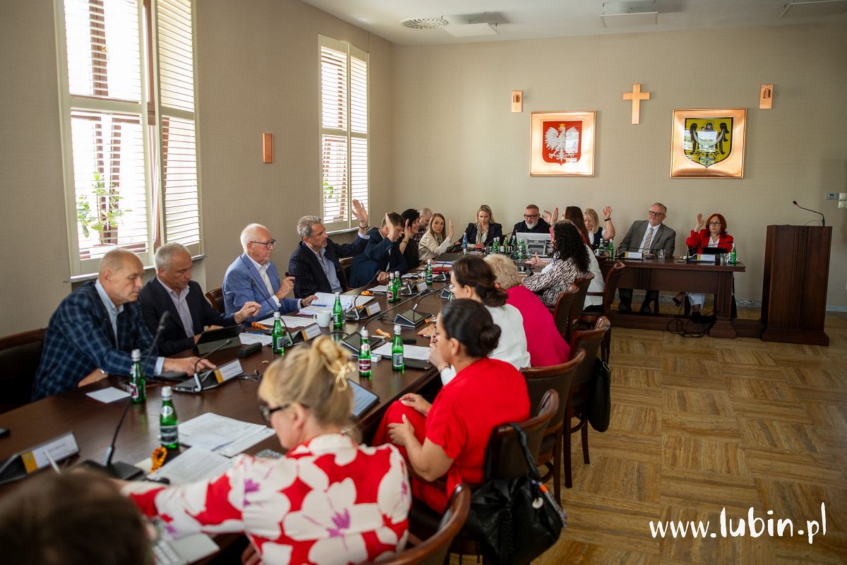Wotum zaufania i absolutorium dla prezydenta Lubina