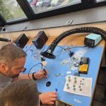 Drony – zajęcia edukacyjne [fot. Regionalne Centrum Rozwoju i Edukacji w L…e] (1)