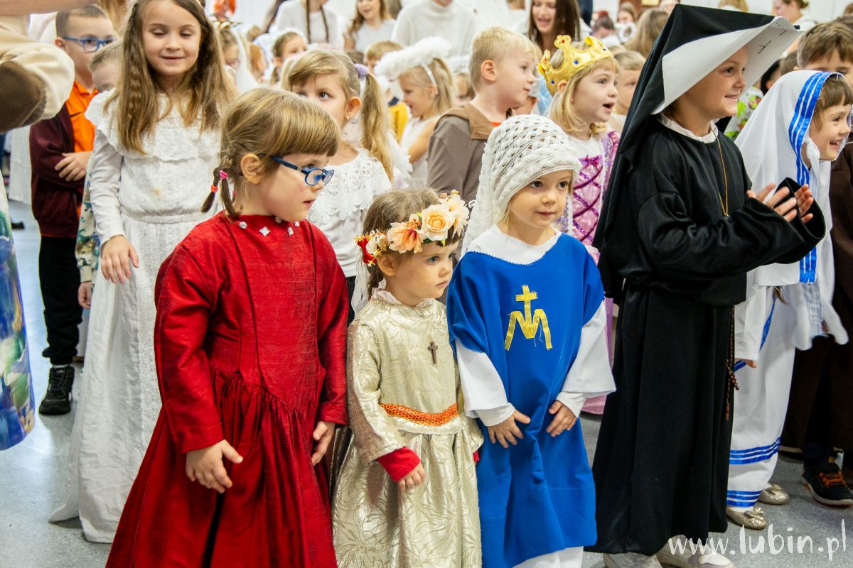 Wszyscy święci balują Wszyscy święci balują