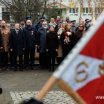 11 listopada, narodowe święto niepodległości, kwiaty, pomnik, 2025 (11)