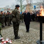 11 listopada, narodowe święto niepodległości, kwiaty, pomnik, 2025 (34)