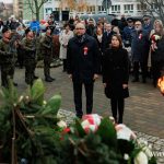 11 listopada, narodowe święto niepodległości, kwiaty, pomnik, 2025 (37)