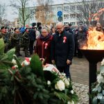 11 listopada, narodowe święto niepodległości, kwiaty, pomnik, 2025 (46)