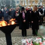 11 listopada, narodowe święto niepodległości, kwiaty, pomnik, 2025 (58)