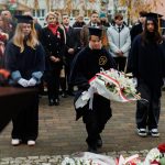 11 listopada, narodowe święto niepodległości, kwiaty, pomnik, 2025 (62)