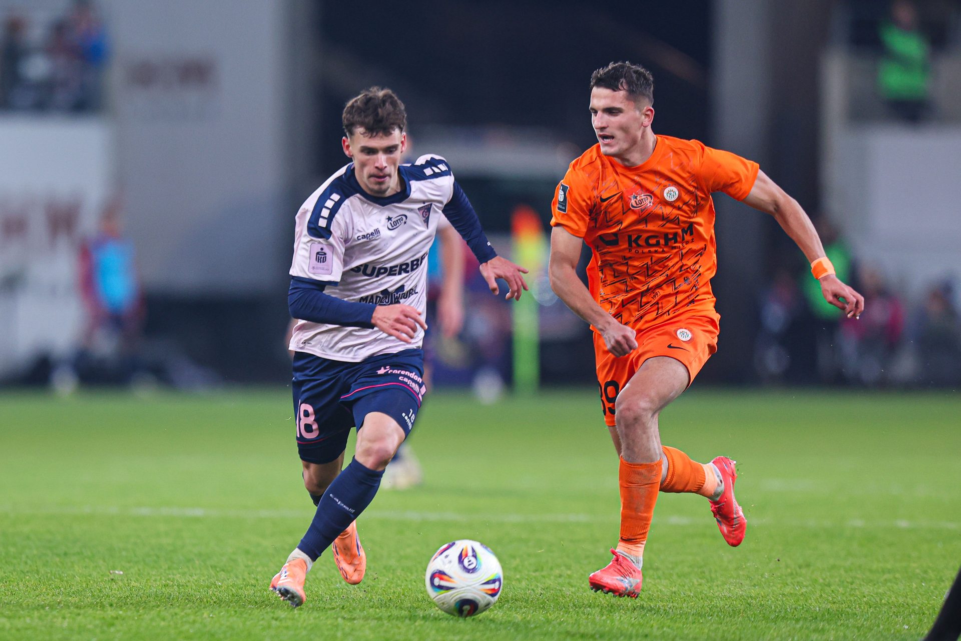 Zagłębie wygrywa z liderem!