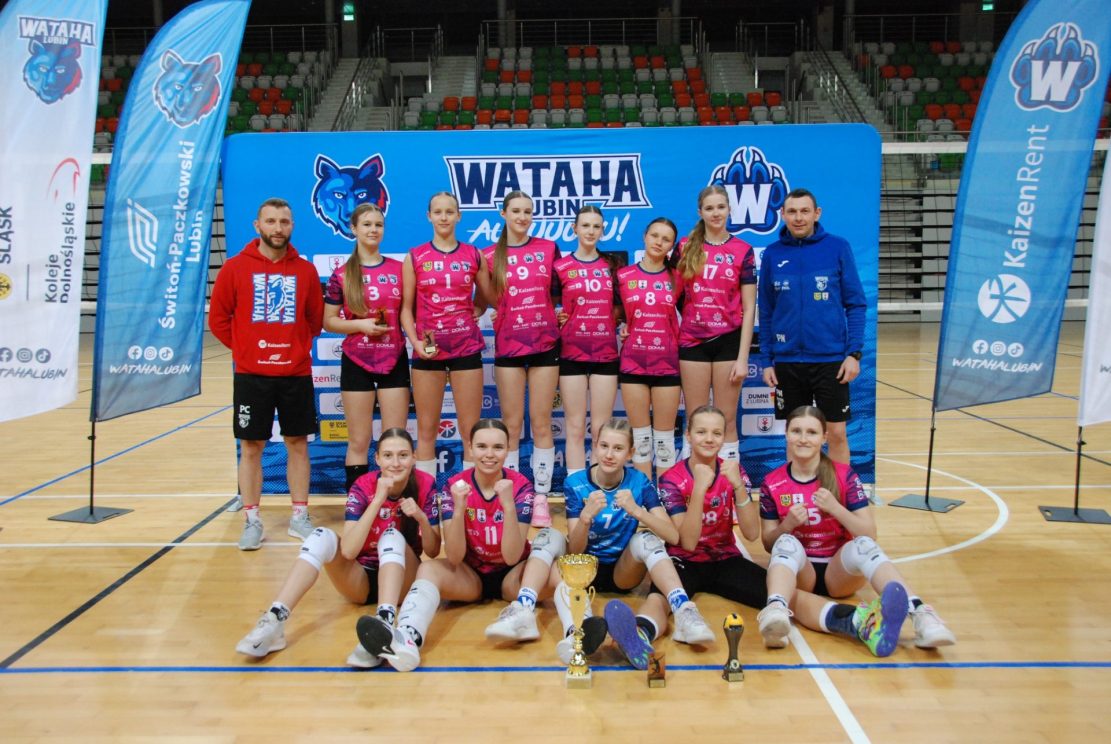 Młodziczki najlepsze, młodzicy tuż za podium