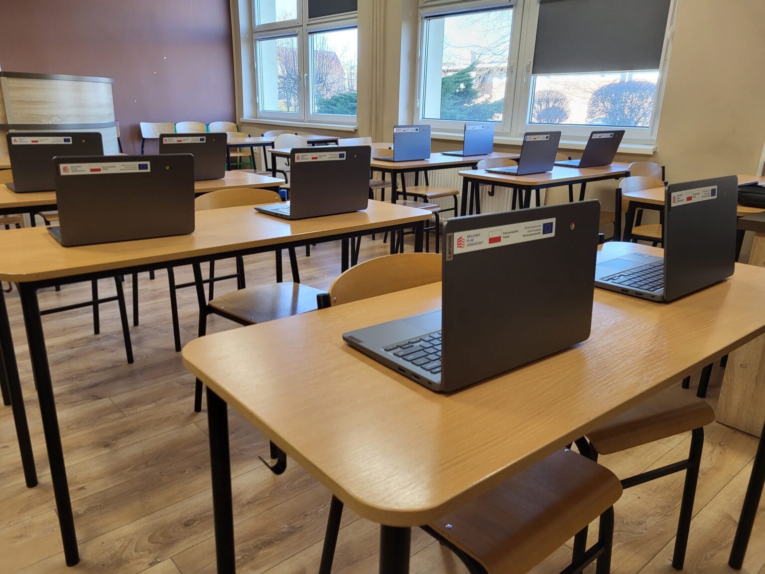 Do szkół trafiły nowe komputery