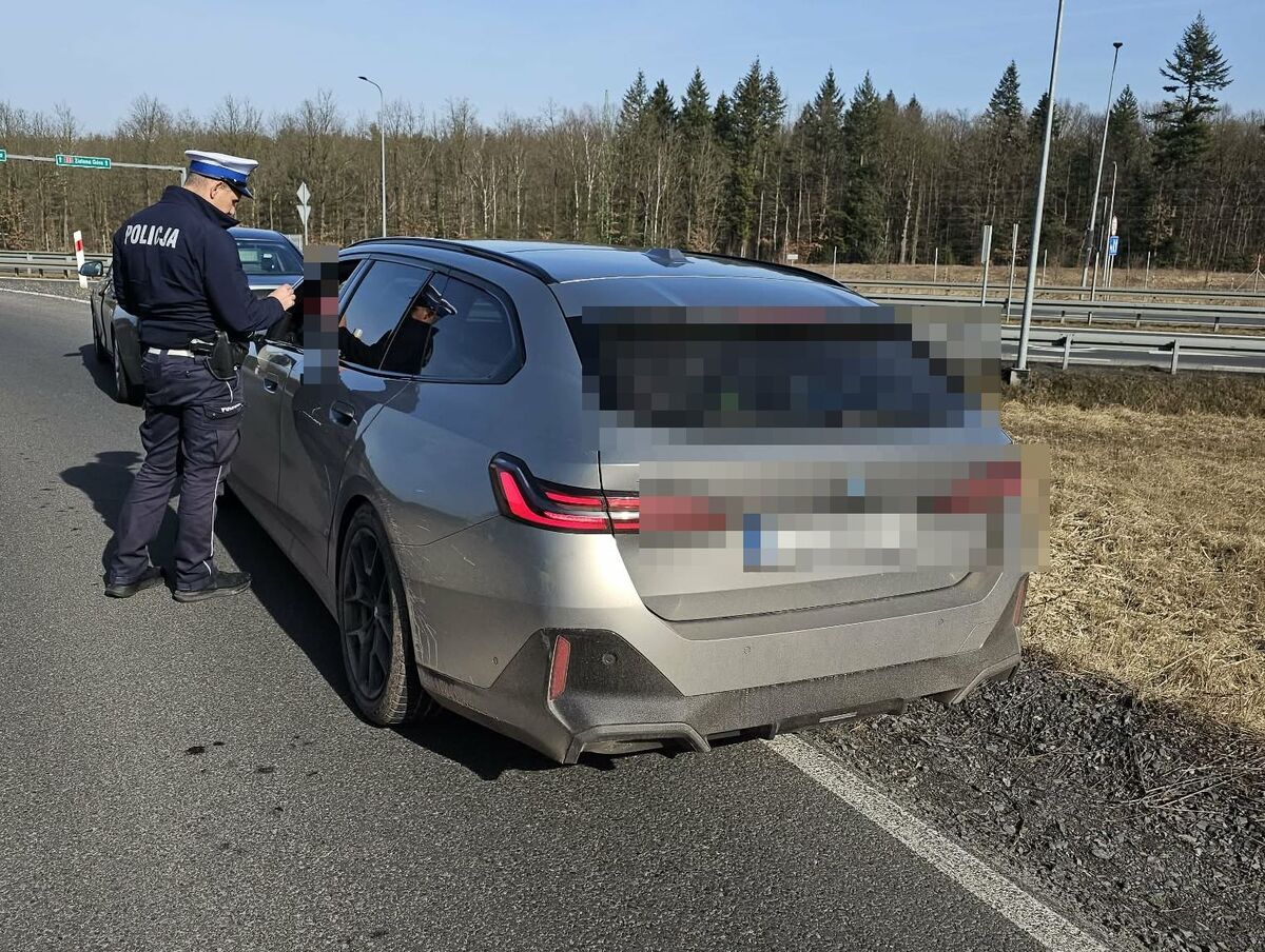 Nowe przepisy już obowiązują. Jechali za szybko, stracili prawa jazdy