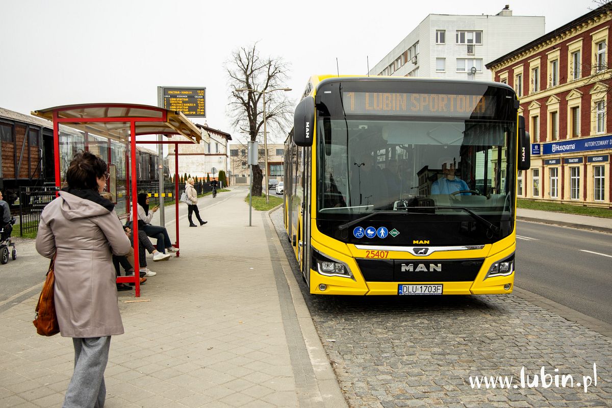 Najpierw letni, potem świąteczny – zmiany w rozkładzie jazdy