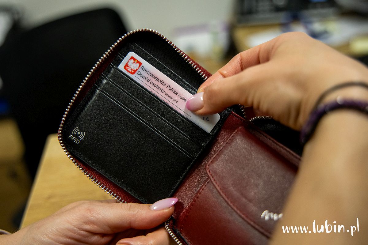 Sprawdź, czy twój dowód osobisty jest ważny