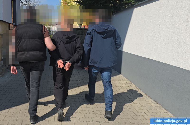 Ukradli wypożyczoną Toyotę