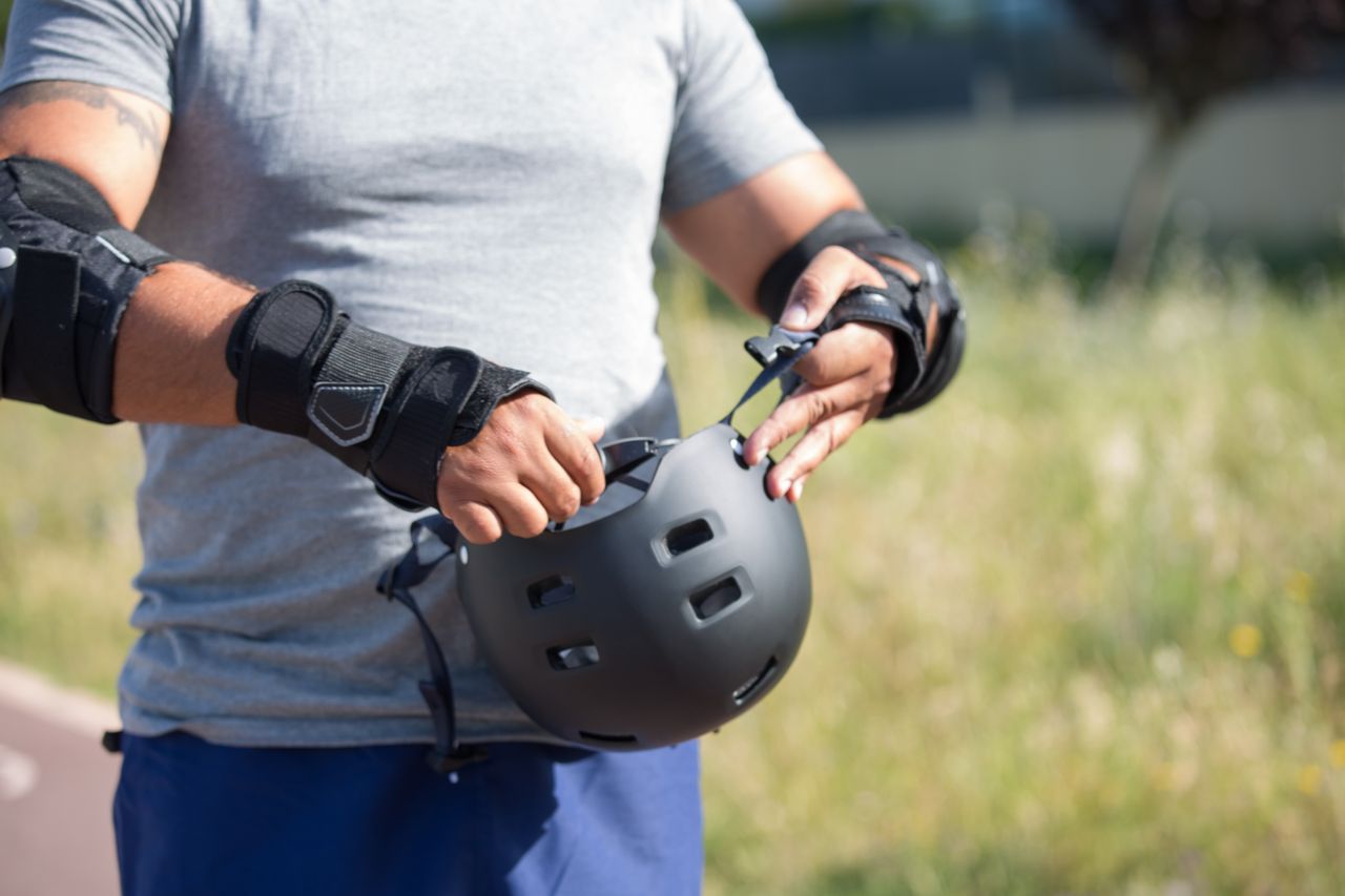 Kask z MIPS – jak działa ochrona głowy rowerzysty?