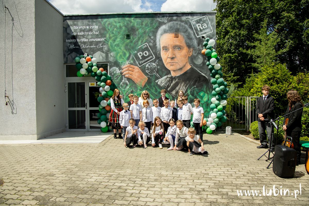 Mural już gotowy. By nie tylko uczniowie o niej pamiętali
