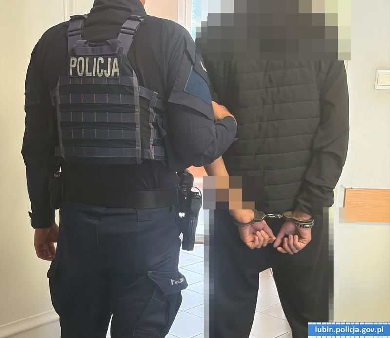Podpalił ławkę, bo… „miał taką ochotę”