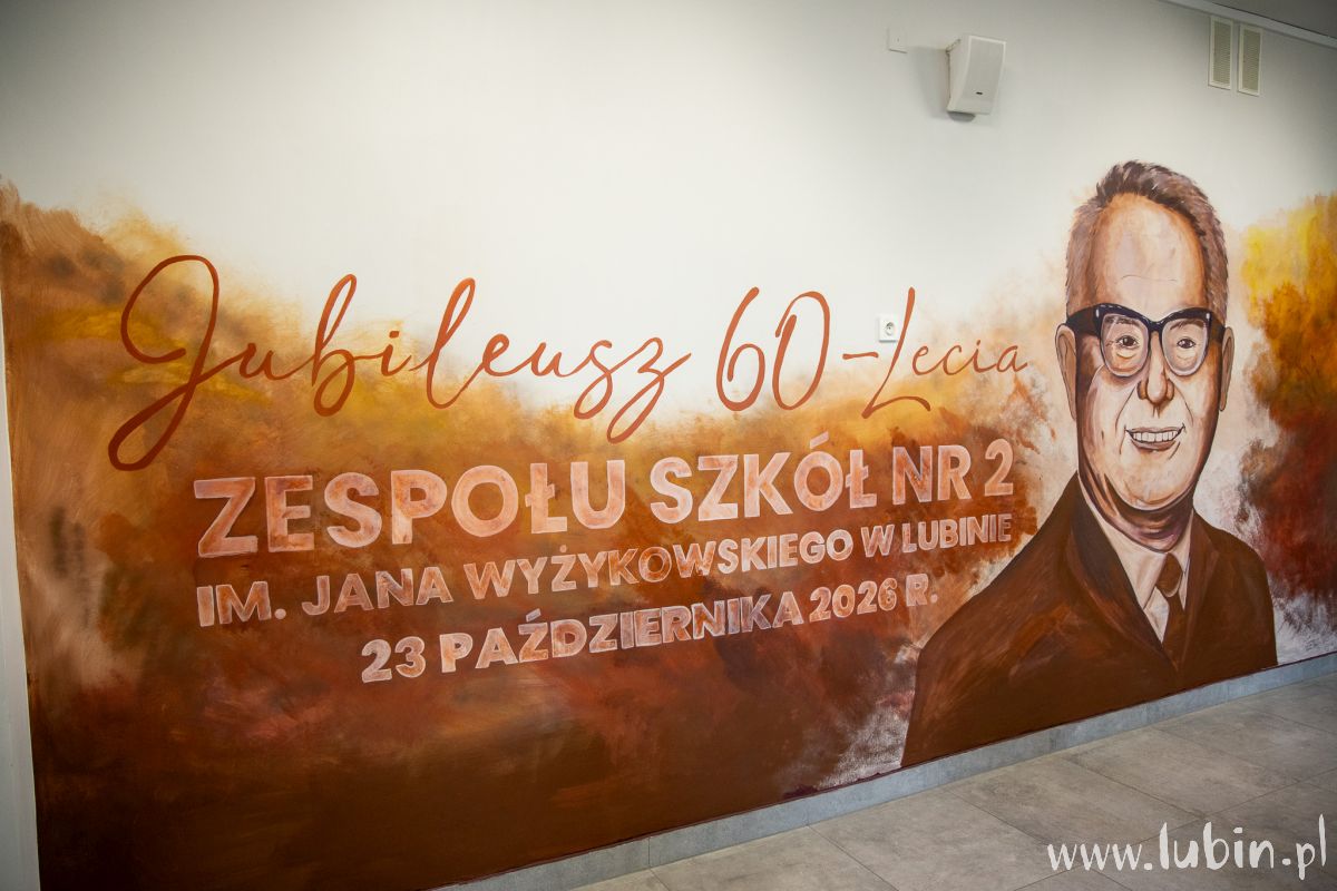 Tysiące uczniów, sześć dekad historii