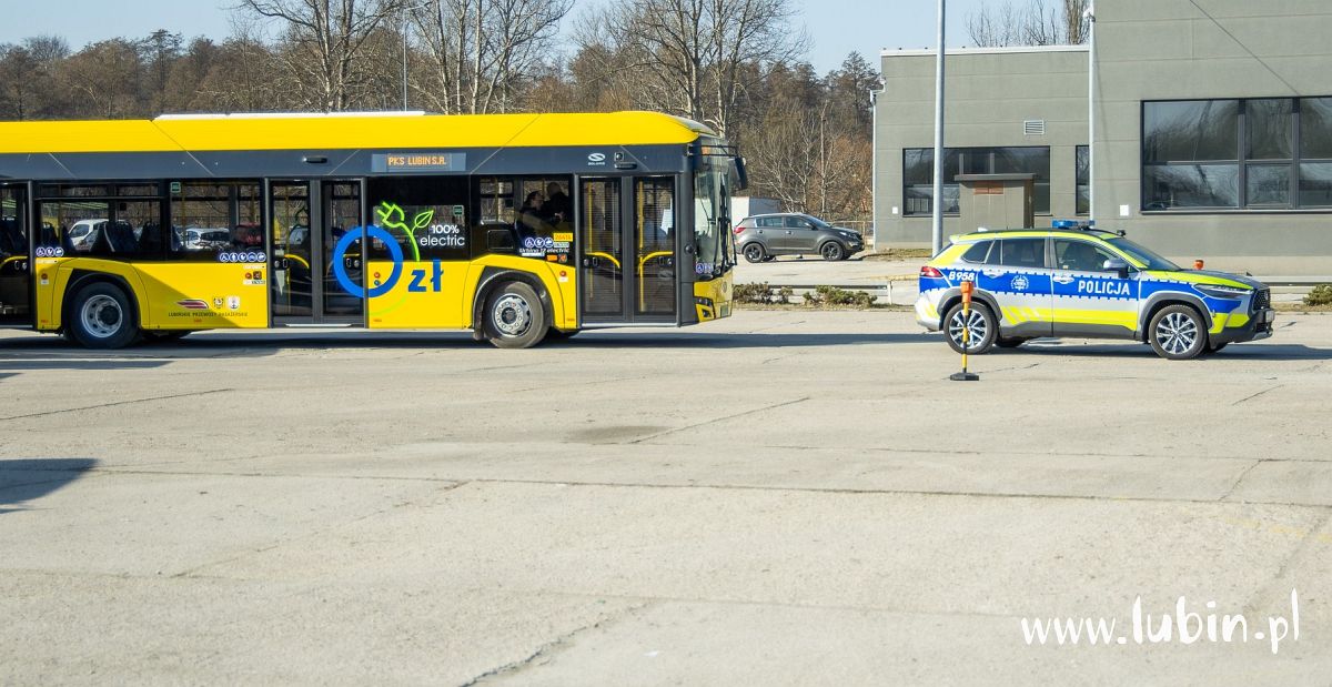 Zareagował, gdy młodemu pasażerowi autobusu działa się krzywda