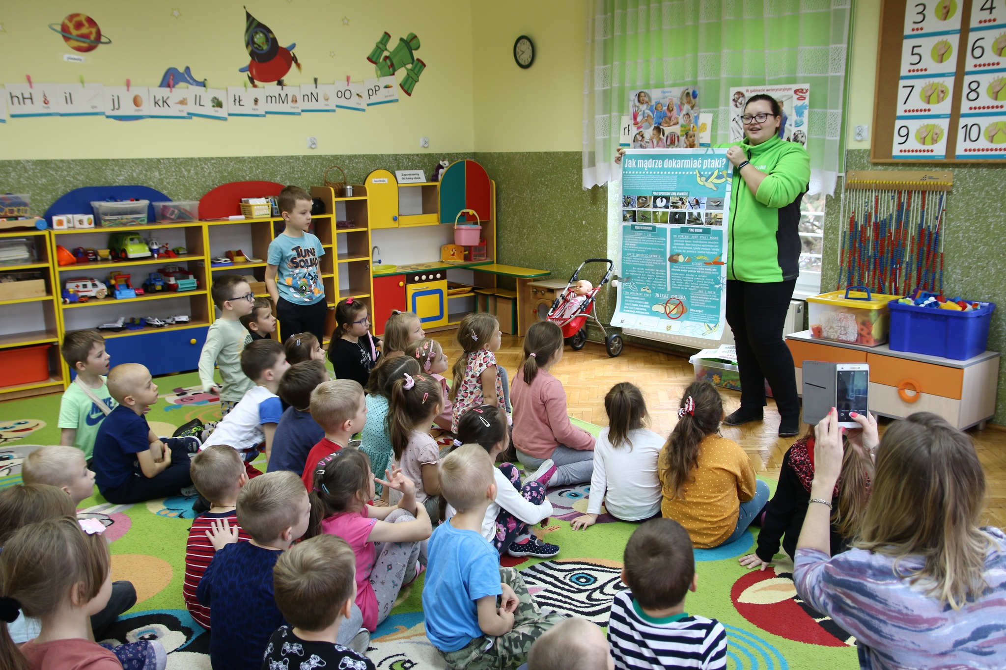 Uczą, jak dokarmiać, żeby nie zaszkodzić