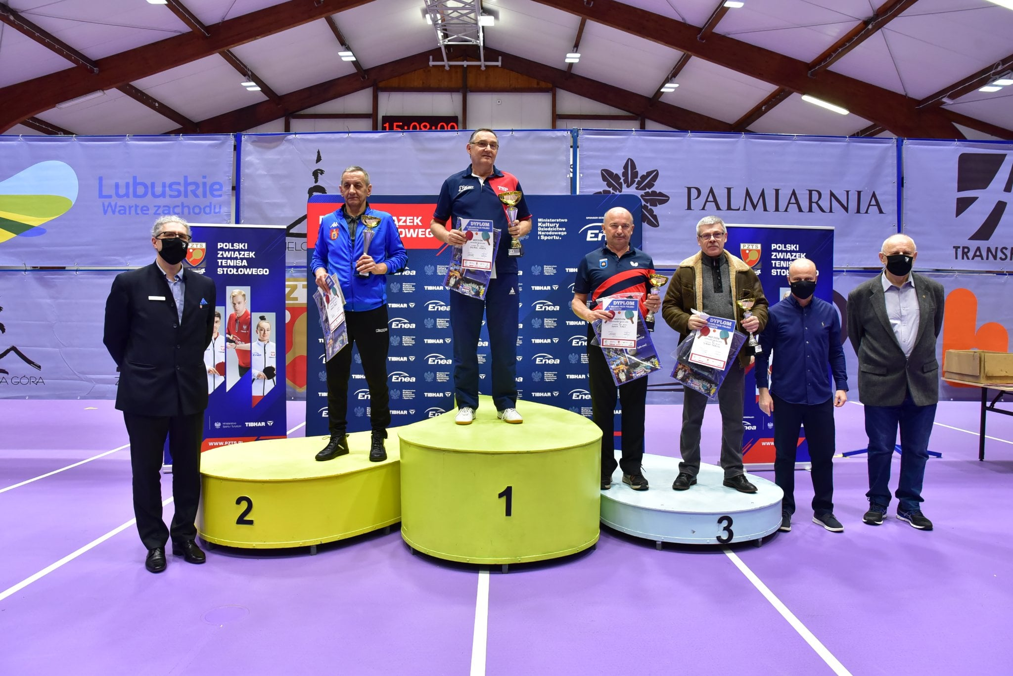 Weterani ping-ponga z trzema złotymi medalami