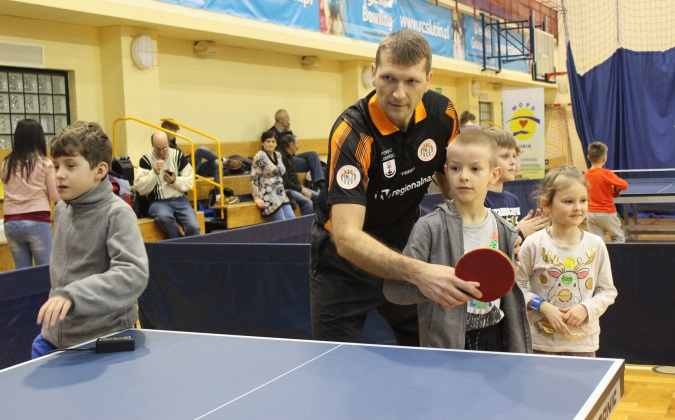 Ferie z RCS: Dziś tenis stołowy, jutro wspinaczka