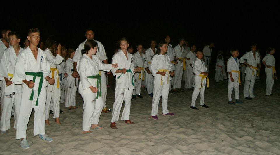 Owocne przygotowania wojowników kyokushin