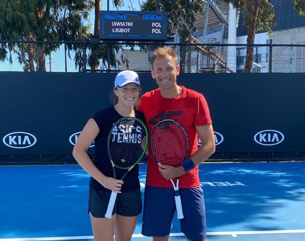 Australian Open: Świątek i Kubot w ćwierćfinale miksta