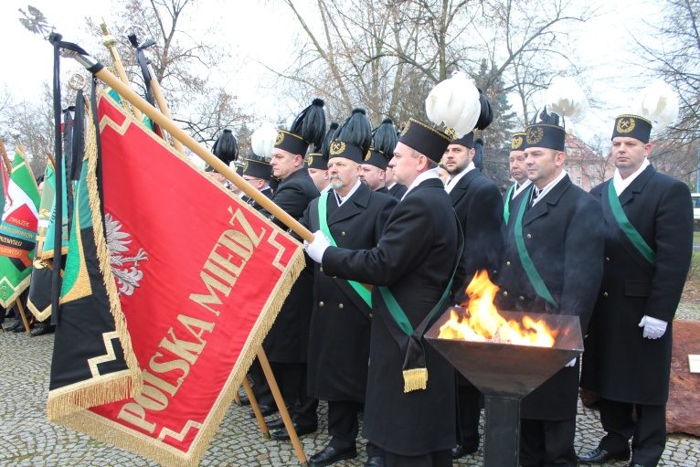 barborka-2016-pomnik-jana-wyzykowskiego-12