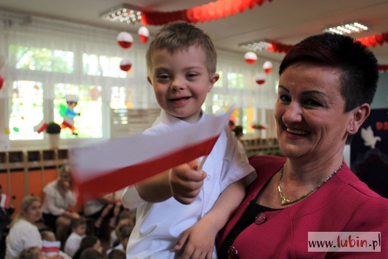 Biało-czerwone święto. Powstanie lubińska żywa flaga