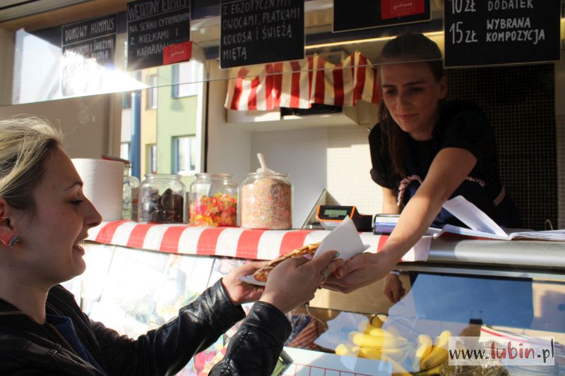 Smakowita impreza – food trucki po raz drugi na lubińskim rynku