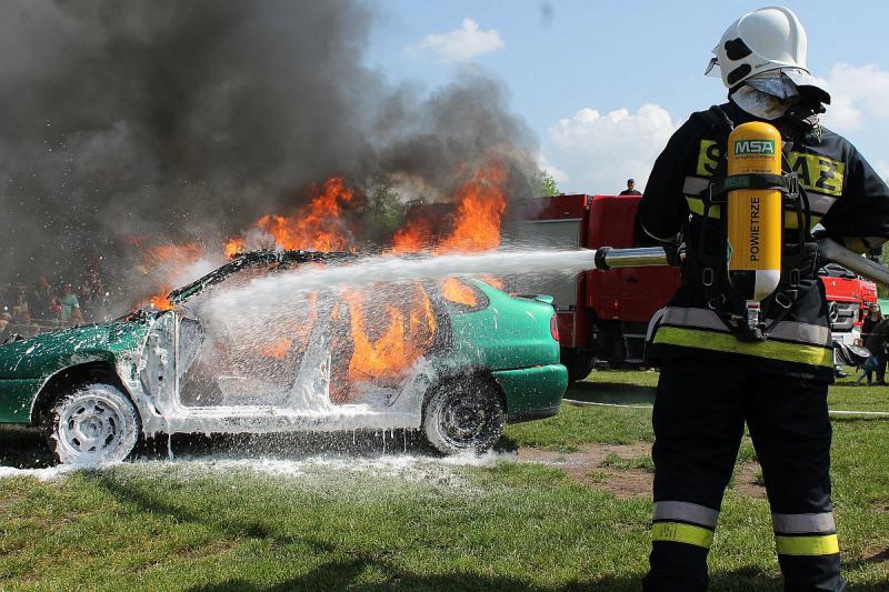 Strażacy pod halą. Już w sobotę ognista impreza