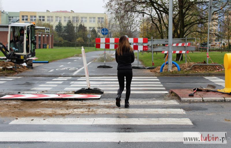 Zaczęli w końcu stawiać światła